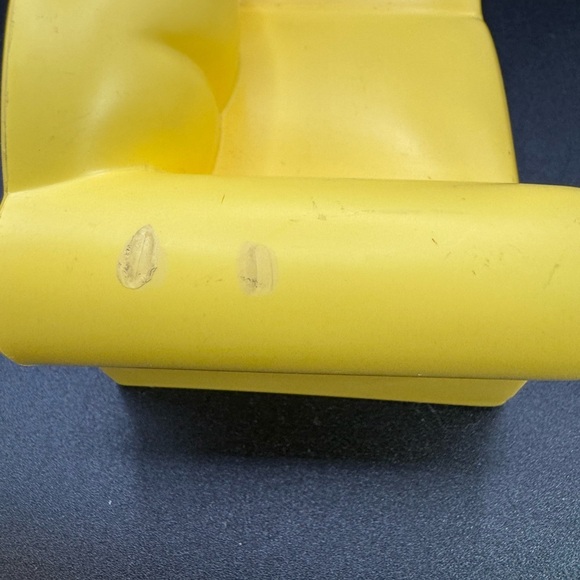 Vintage G1 My Little Pony Paradise Estate Yellow Plastic Sofa Hasbro MLP - Picture 4 of 8